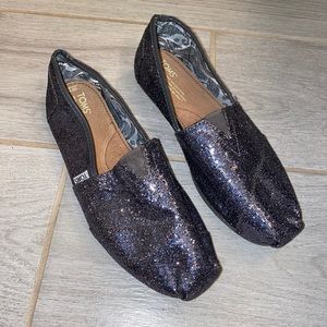 NWOT Tom’s sparkle glitter flats women’s size 10